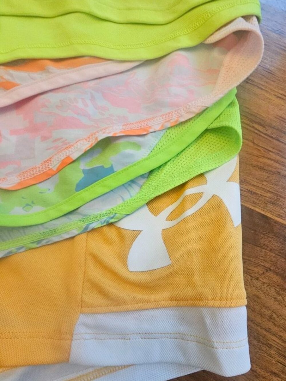 Four Pairs of Women's Under Armour Running Shorts Size US Medium - UA - Picture 12 of 13